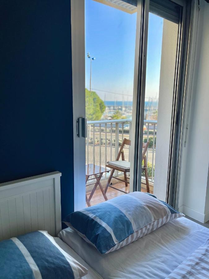 Appartement Bord De Mer Avec Piscine Saint-Laurent-du-Var Zewnętrze zdjęcie